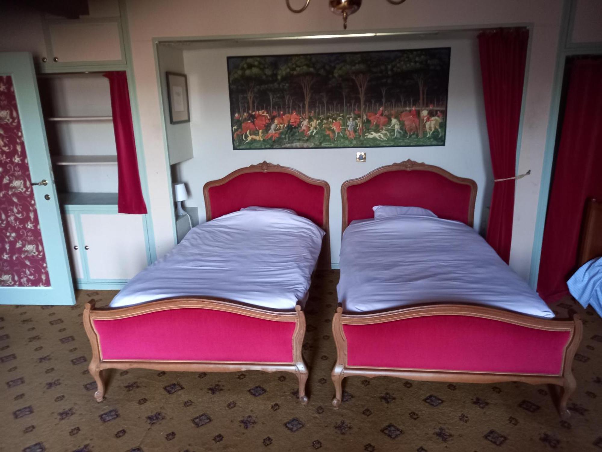 Tromcourt Hotel Couvin Kültér fotó